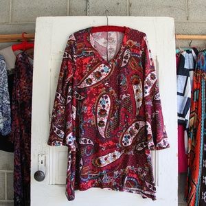 WinWin Colorful Flare Bottom Tunic Size L-XL